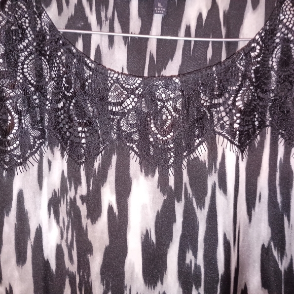 Anne Klein Sleeveless Lace & Zebra Print Blouse - Picture 3 of 4